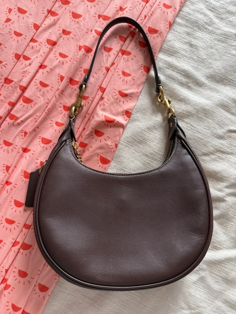 Coach Jonie 22 Glovetanned Leather Bag in Maple - Picture 2 of 5